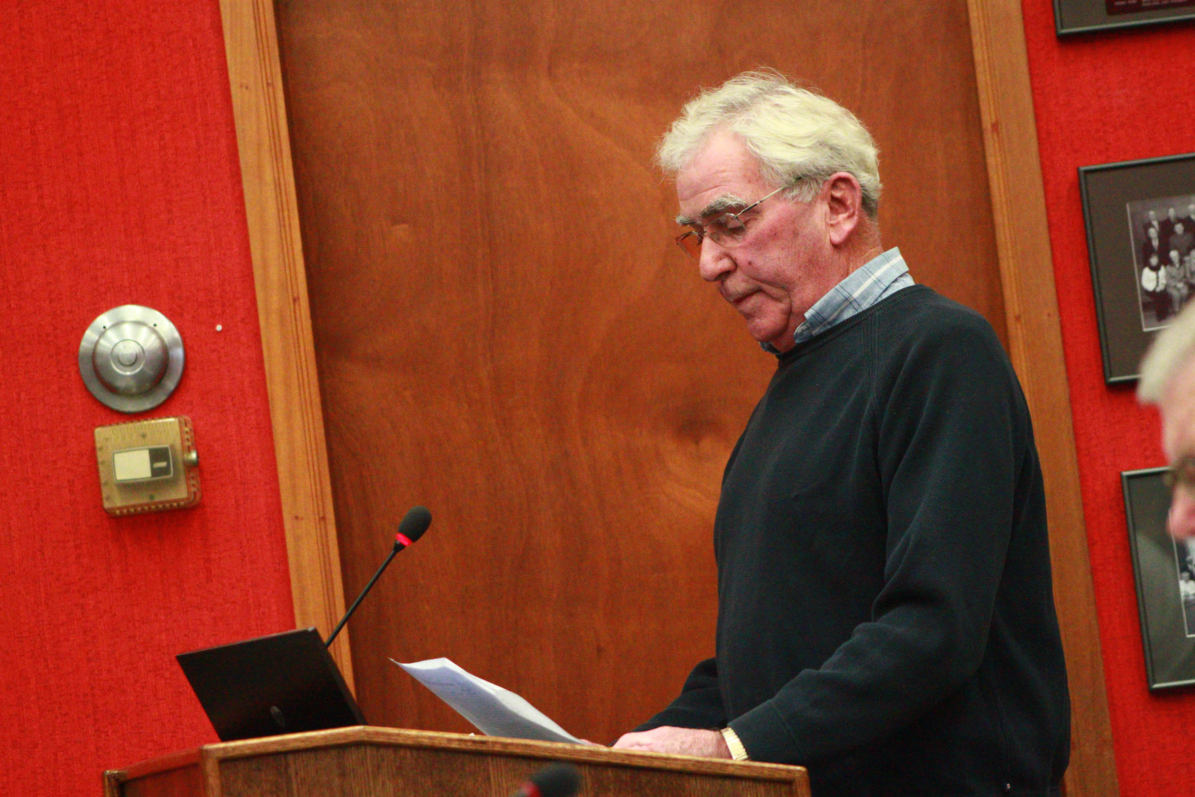 <p>Resident John Clarke asked councillors to consider a dedicated crane pad for Picton Harbour last week. (Chad Ibbotson/Gazette staff)</p>
