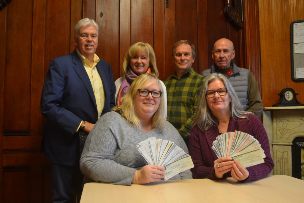 <p>HELPING HANDS- 100 people group members (From left) Mark Davis, Judy Fraser, Dave Fox and Richard Byers presented Lori Farrington and Kathy Kennedy of the Prince Edward Learning Centre with $9,300 Thursday. (Jason Parks/Gazette Staff)</p>
