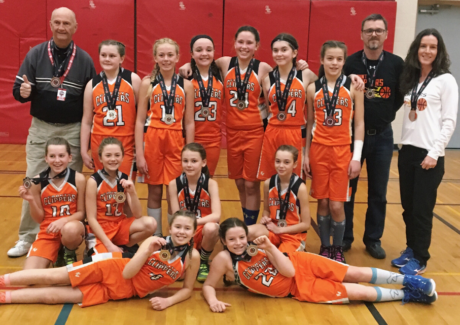 <p>Silver squad – The Under-12 County Clippers took second place at the Ontario Cup.  Pictured are (back row, left to right) Coach Bill Latchford, Sydney Stark, Lily Anderson, Brooke Gallagher, Jada Ashley, Maeve Sanderson, Brooke Spencer, assistant coach Phil Bender,  manager Laurie Spencer.  (Front row, from left) Charlotte DenOuden, Olivia McFaul, Lainey VanVlack, Maya Latchford-Kulker, Isabella Bender, Drew Spencer. (Jason Parks/Gazette staff)</p>
