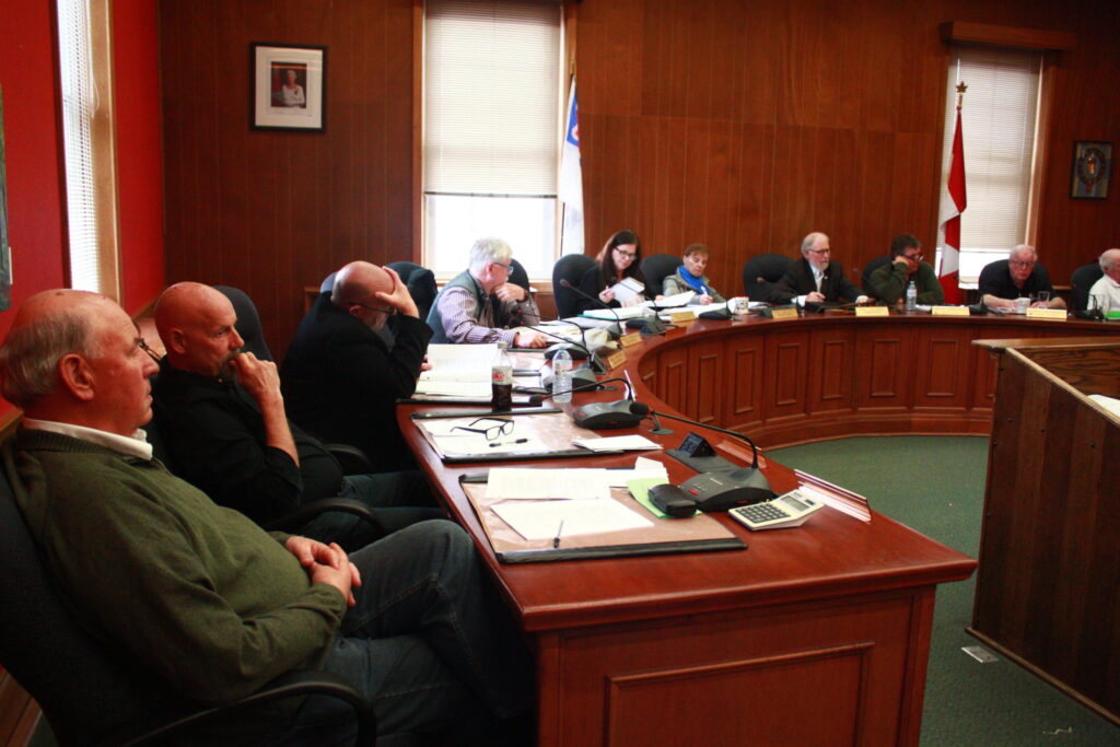 <p>Council supported the signing of three grant contribution agreements Tuesday. (Chad Ibbotson/Gazette file photo)</p>
