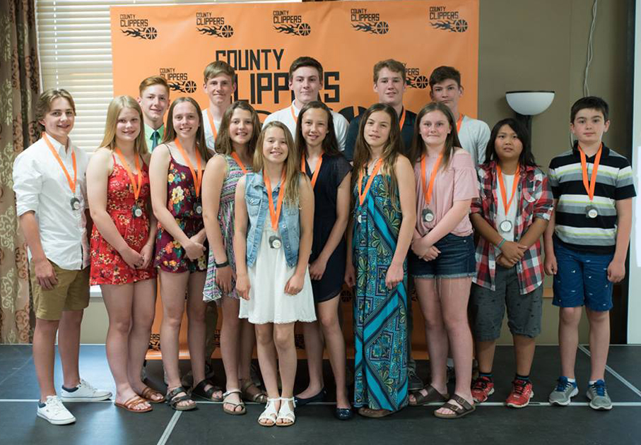 <p>Hoop stars  – Among the individual award winners honoured at last Wednesday’s County Clippers banquet were (from left) Cameron Pero, Madalynn Snider, Andrew Walcott, Sydney Davies, Harm Veenstra Katie McFaul, Isabelle Bender, Logan Stark, Vanessa Lavender, Brooke Spencer, Ryan Doolan, Sydney Stark, Hayden Blakely, Derek Li, and Max Lacroix. Fellow recipients Vanessa Wilton, Austin Lavender, and Gracie Burris are not pictured. (Rob Garden/County Clippers)</p>
