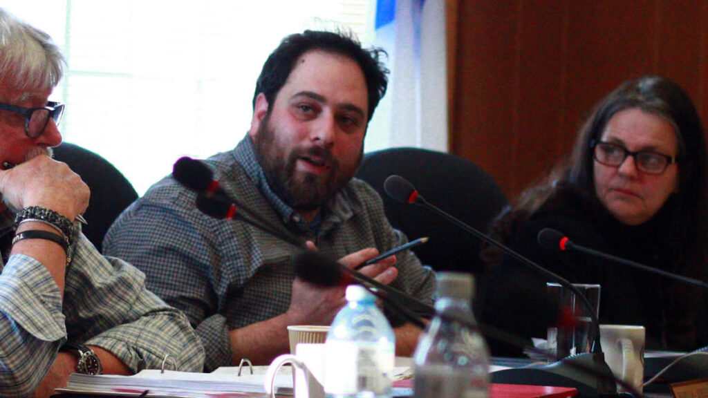 <p>Councillor Lenny Epstein reflected on his four years representing Picton this week. (Chad Ibbotson/Gazette staff)</p>
