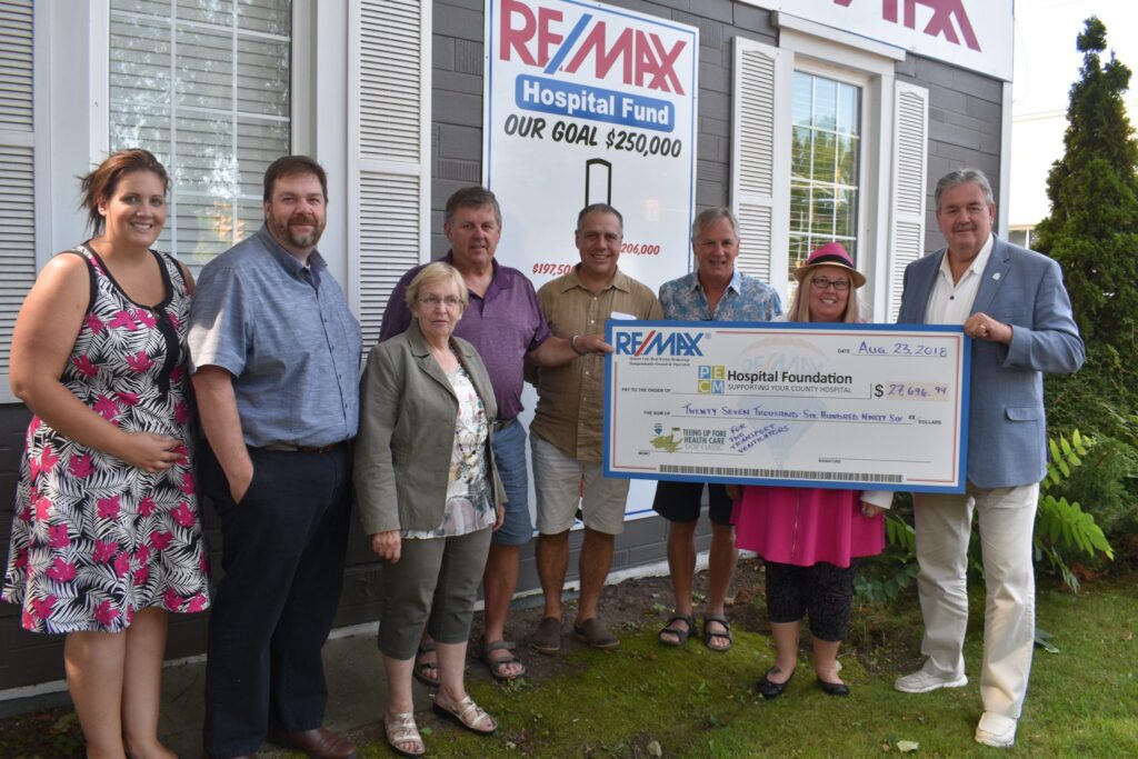 <p>ALL FORE THE FOUNDATION- ReMax Quinte’s annual golf tournament in benefit of the Prince Edward County Memorial Hospital Foundation raised a record $27,696 last month. Pictured at Thursday’s cheque presentation are (From Left) Kristen Rutgers, Colin Henden, Christine Henden, Kevin Gale, Joseph Day, Sean McKinney, Briar Boyce with the PECMH Foundation and Herb Pliwischkies. (Jason Parks/Gazette Photo)</p>
