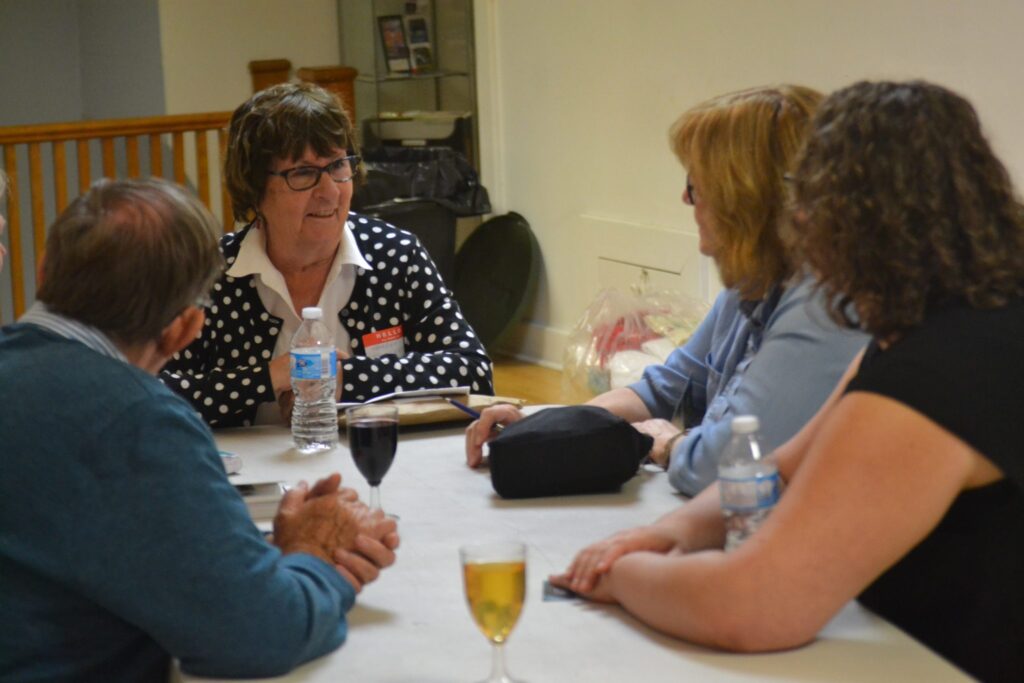<p>HOP HOP- Attendees at the 2017 Women killing it crime writers’ festival listen to Murdoch Mysteries author Maureen Jennings speak about her work.  (Jason Parks/Gazette Staff)</p>
