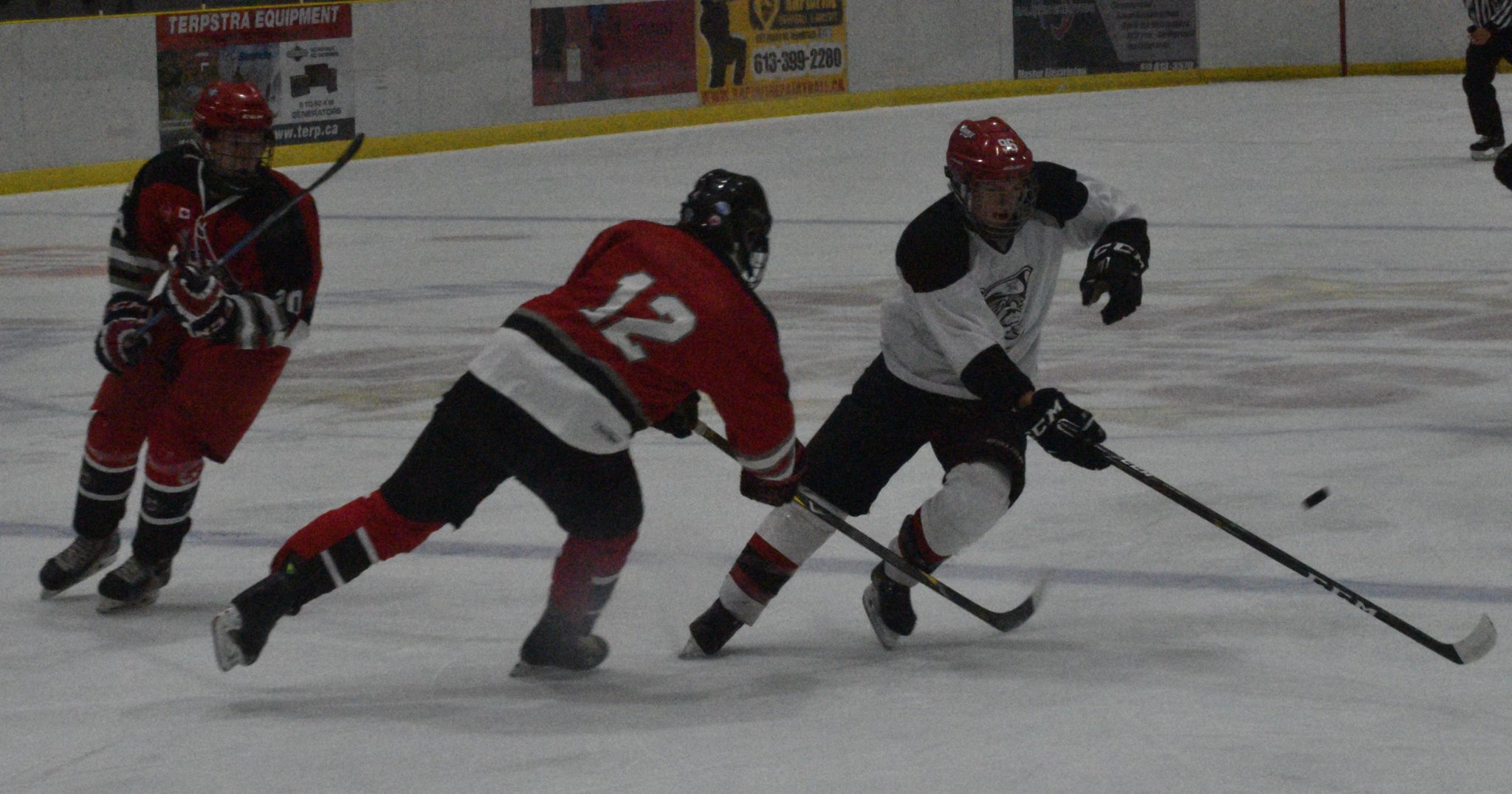 <p>INTO THE POOLE- Picton Pirate Matt Poole had both goals for his team in an 8-2 loss to the host Napanee Raiders Friday night. (Jason Parks/Gazette Staff)</p>
