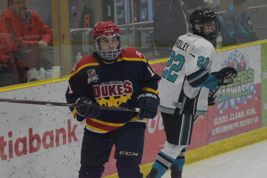 <p>GREAT PACE- Wellington Duke Frank Vitucci has five goals over his last five games and potted a pair on Friday night in his club’s 4-1 win over visiting Lindsay. (Jason Parks/Gazette Staff)</p>
