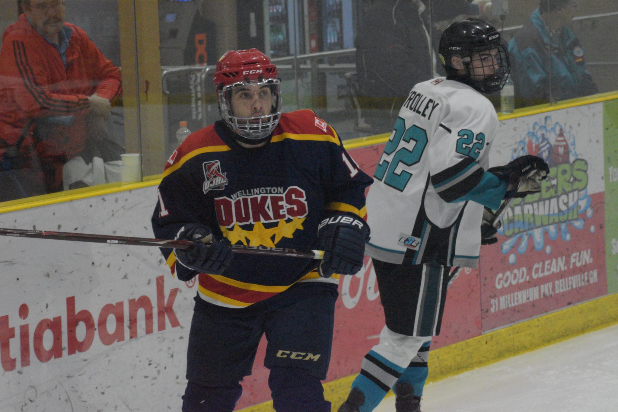 <p>GREAT PACE- Wellington Duke Frank Vitucci has five goals over his last five games and potted a pair on Friday night in his club’s 4-1 win over visiting Lindsay. (Jason Parks/Gazette Staff)</p>
