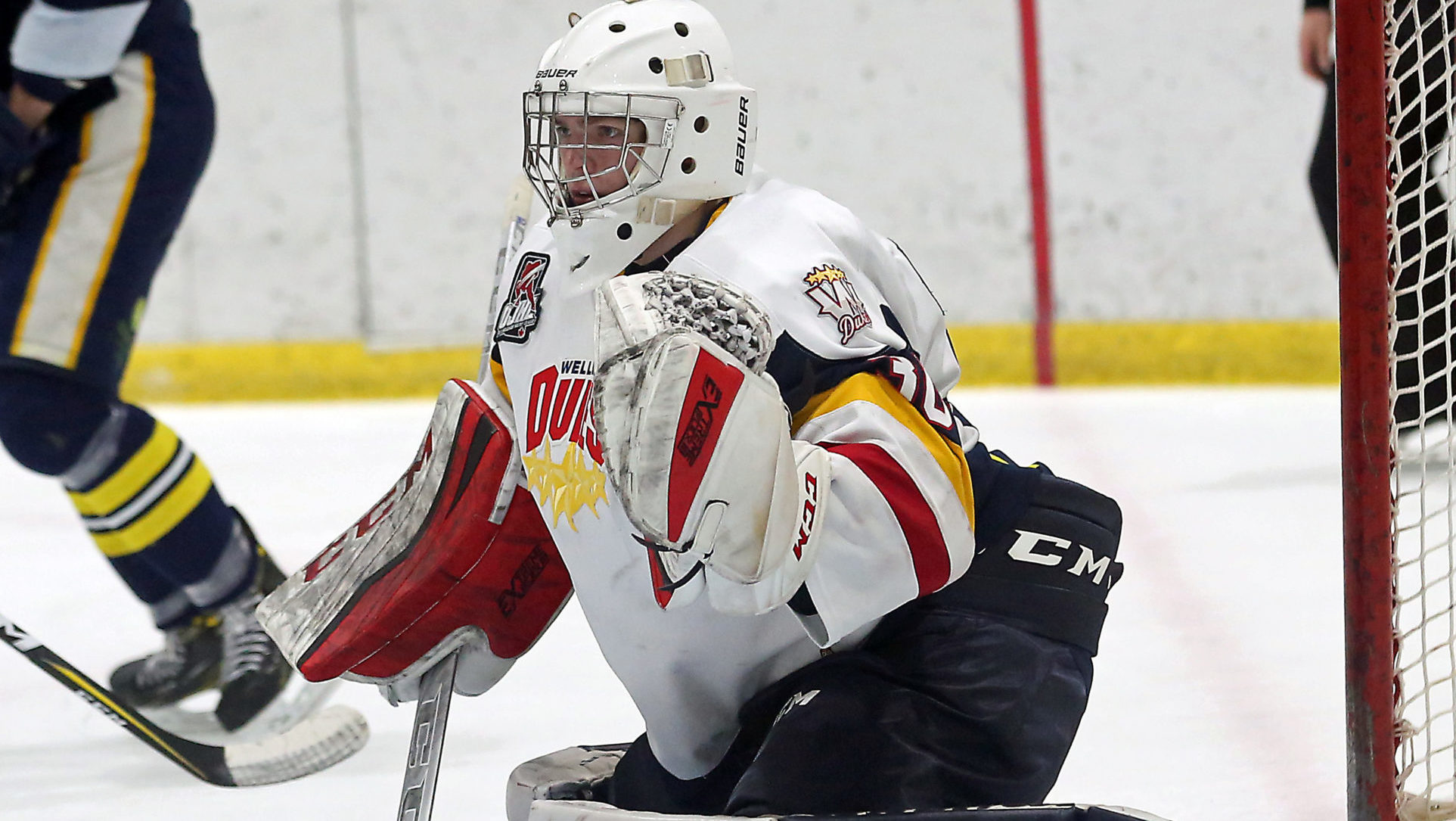 <p>STOPPED COLD- Wellington Dukes net minder Logan Bateman made 29 saves as his club beat the visiting Trenton Golden Hawks 4-2 at Lehigh Arena Friday night.<br />
(Photo by Ed McPherson / OJHL Images)</p>
