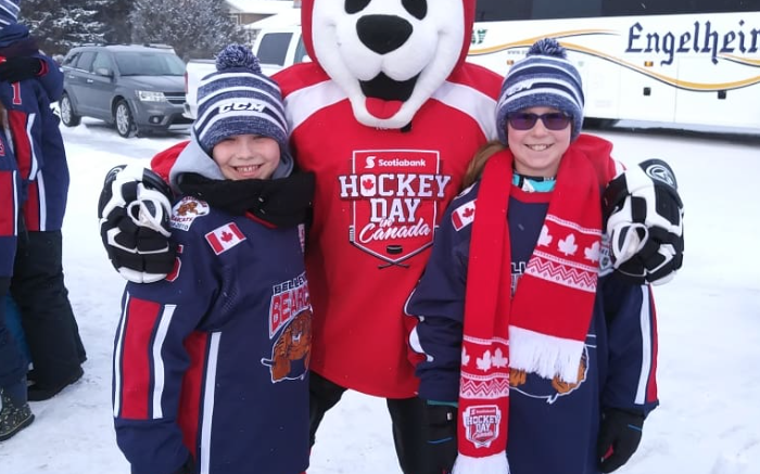<p>QUITE A DAY- Prince Edward County’s (Left) Taylor Wood and (Right) Brylie Renaud meet a special participant at the 2019 Hockey Day in Canada Celebrations in Swift Current, SK earlier this month. (Submitted Photo)</p>
