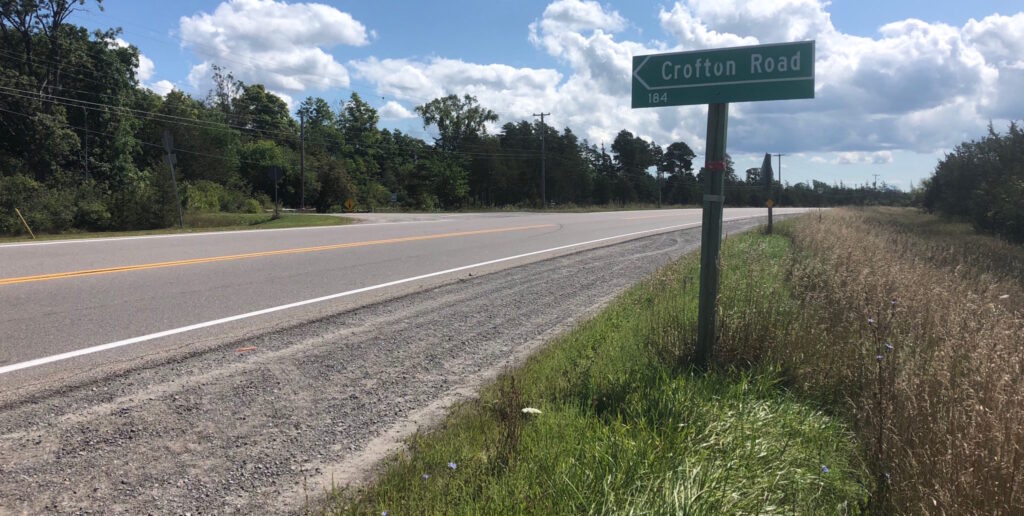 <p>DEADLY SCENE- A crash just south of Crofton Rd. on Highway 62 Friday evening claimed the life of a young Belleville woman. (Jason Parks/Gazette Staff)</p>
