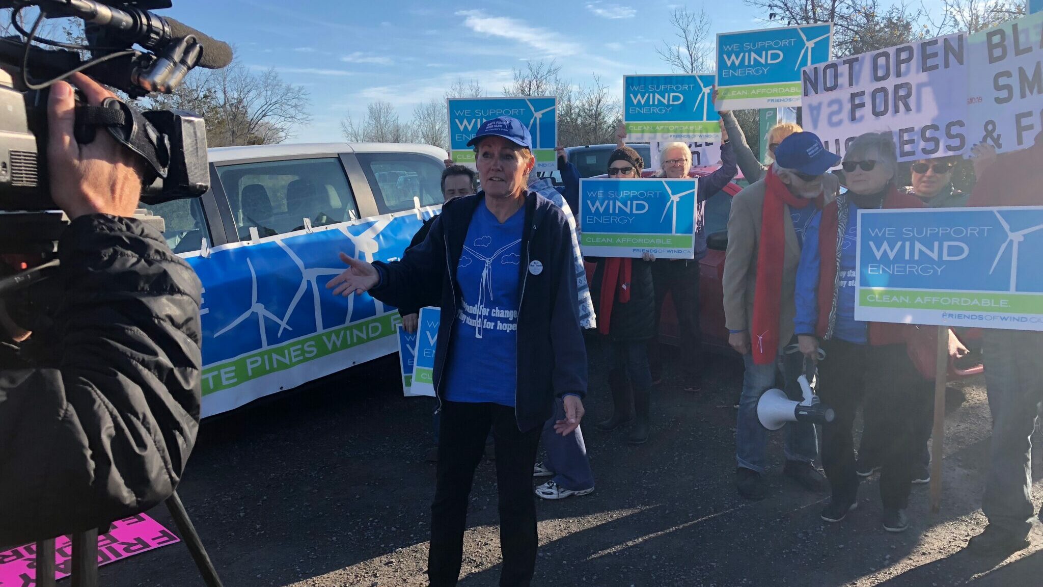 <p>A GREEN GOODBYE- Wind Energy proponent Jen Ackerman speaks to the media at the entrance to a wpd White Pines wind turbine site on Royal Rd. Tuesday. (Jason Parks/Gazette Staff)</p>
