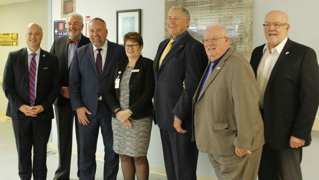 <p>SUPPORTING SMALL AND RURAL HEALTHCARE- The Ontario Government announced Friday they are investing in small and rural hospitals for more equitable healthcare for Ontarians. At the announcement at Trenton Memorial Hospital are (From left)   Belleville Mayor Mitch Panciuk, QHC Chair Stuart Wright, MPP Todd Smith, QHC CEO and President Mary Clare Egberts, MPP Daryl Kramp, Quinte West Mayor Jim Harrison and Prince Edward County councillor John Hirsch.   (Desirée Decoste/Gazette Staff)</p>
