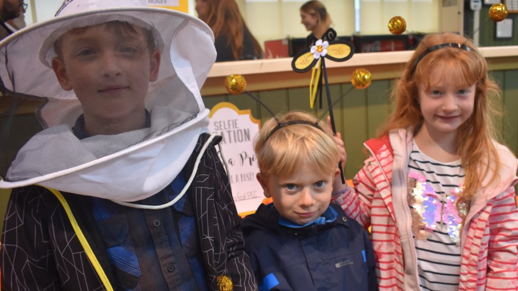 <p>WEE BEE BUZZING- (From Left) Will Gustajtis-Stoudt, Liam Gustajtis and Eva Gustajtis-Stoudt were all visiting Prince Edward County this Thanksgiving weekend and were thankful the first annual Ontario Honey Festival was being held at the Crystal Palace on Saturday. Honey and Mead producers from all over the province landed in Picton.  (Jason Parks/Gazette Staff)</p>
