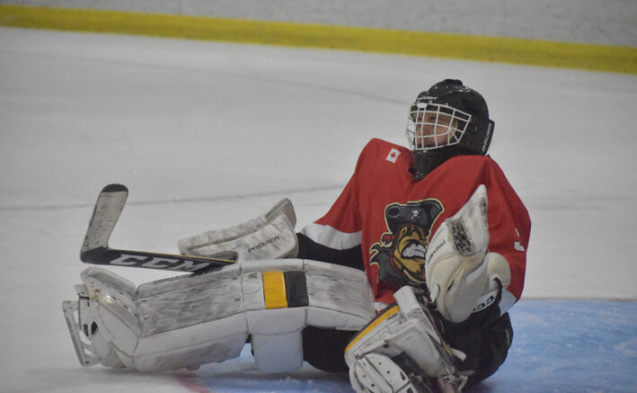 <p>A LITTLE HELP? Picton Pirates netminder Eric Tessier was left on his own far too much on Sunday night, facing 49 shots in Picton’s 6-0 loss to the host Amherstview Jets.  (Jason Parks/Gazette Staff)</p>
