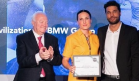 <p>Innovative  (From Left) High Representative for UNAOC Miguel Ángel Moratinos presents Darkspark founders Mel Larkin and D’ari Lisle with their Intercultural Innovation Award in Madrid last week. (Facebook photo)</p>
