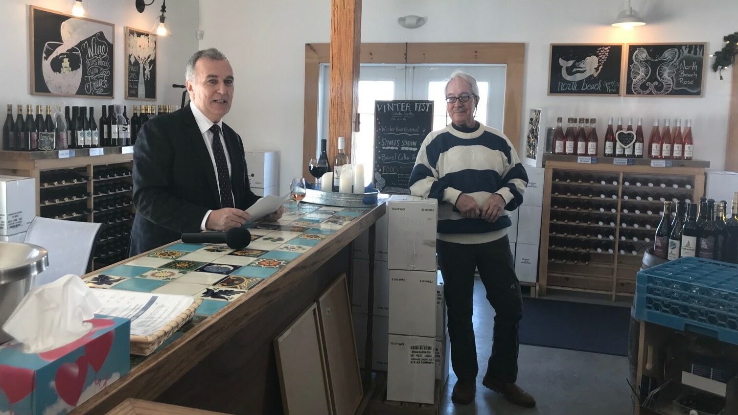 <p>ACCOMMODATING ACCOMMODATIONS<br />
Member of Parliament for Bay of Quinte Neil Ellis (left) announced Wednesday at Harwood Estate Vineyards that the winery is receiving a $100,000 grant from the Government to establish rental accommodations on the remote location property in Hillier. Submitted photo</p>
