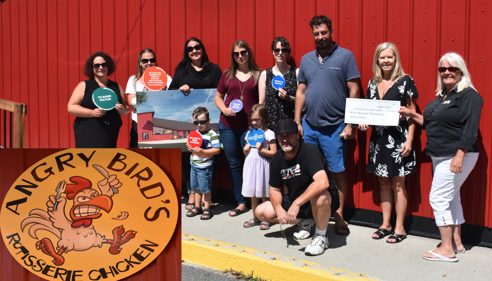 <p>HELPING THE HUB- Local restaurant Angry Bird’s and owner Michael  Hymus has donated $40,500 to The HUB Child and Family Centre expansion project. Seen at Thursday’s cheque presentation are (From Left) Nancy Cherwinka, Kelly Lowe, Stacey Stanford, Kaitlin Cronkwright,  Brianne Maltby, Micheal Hymus, Debbie Jeans, Susan Quaiff,  (Front Row) Adam Cherwinka, Audrey Cherwinka and Lyndon Johnson. (Jason Parks/Gazette Staff)</p>
