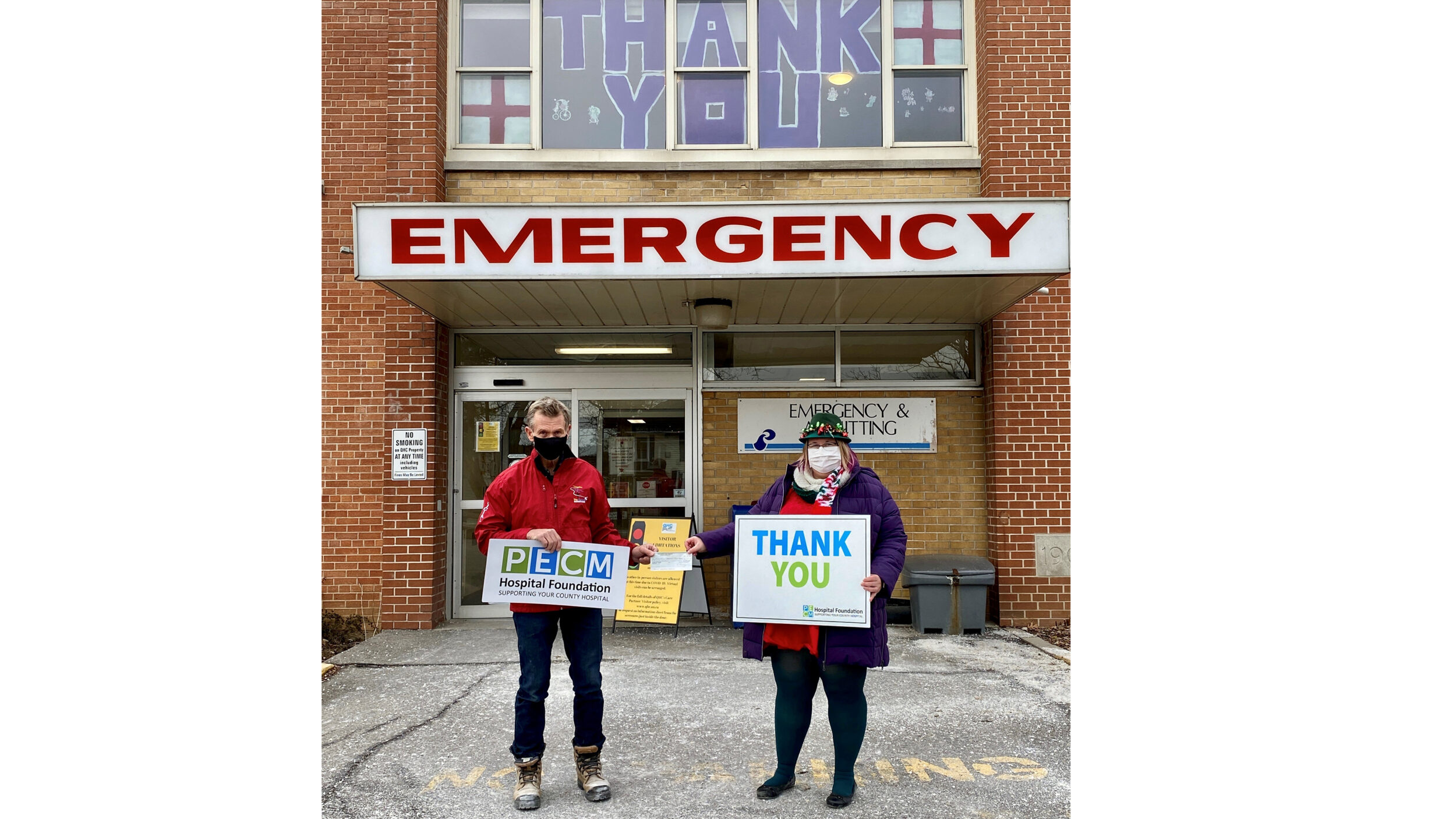 <p>RAISING NOT RUNNING Pictured in front of PECM Hospital from left: Mark Henry on behalf of the County Marathon race committee and Briar Boyce, senior development officer of the PECMH Foundation.<br />
The County Marathon despite not actually running raised $2,500 for the PECMHF.<br />
(Photo by Gillian Taylor)</p>
