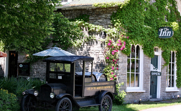 <p>(Lakeonthemountain.com)</p>
