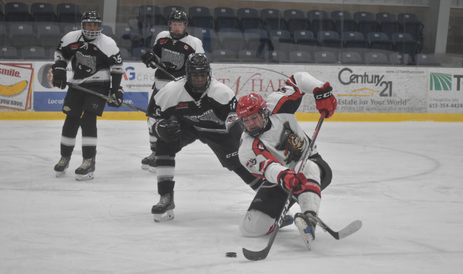 <p>Picton’s Nate Boomhower tries to get around Napanee Raider Ethan Williams Friday night at the Strathcona Paper Centre. Boomhower scored in his return to the Pirates line up but the club dropped a 4-2 decision. (Jason Parks/Gazette Staff)</p>
