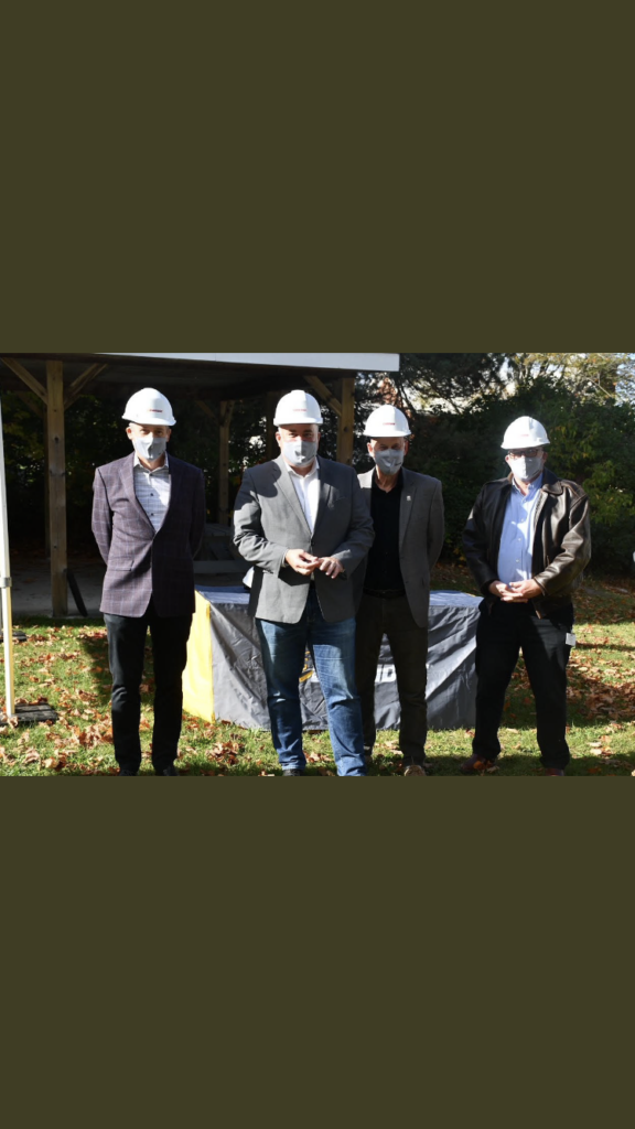 <p>Enbridge VP Jim Sanders, Bay of Quinte MPP and Energy Minister Todd Smith, Mayor Steve Ferguson and councillor Jamie Forrester at Monday’s announcement. (Submitted Photo)</p>
