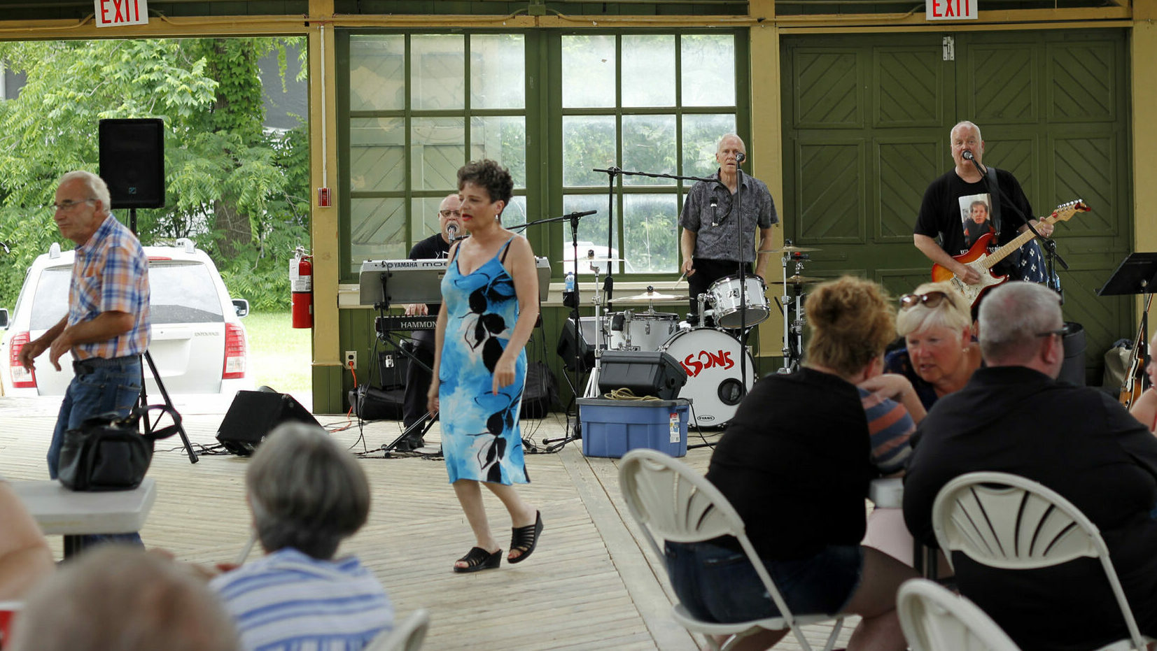 <p>Local band The Reasons were part of the 2022 Hike for Hospice Celebration. (Desirée Decoste/Gazette staff)</p>
