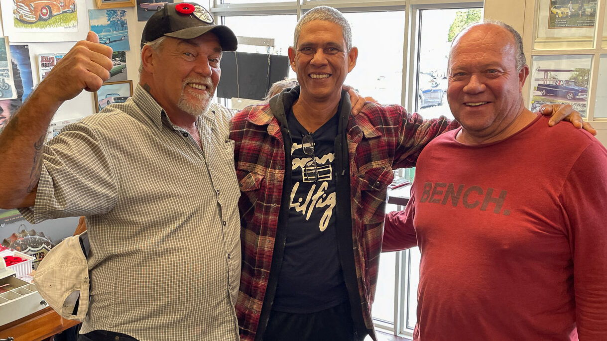 <p>Local barber Mark Redmond, Cuban refugee Jorge Ramirez-Quiala and his sponsor Gordon Amos at Redmond’s shop in Picton. Jorge came to Canada seeking asylum by way of the Roxham Road  crossing point in Saint-Bernard-de-Lacolle, Quebec. (Phil Norton for the Gazette) </p>
