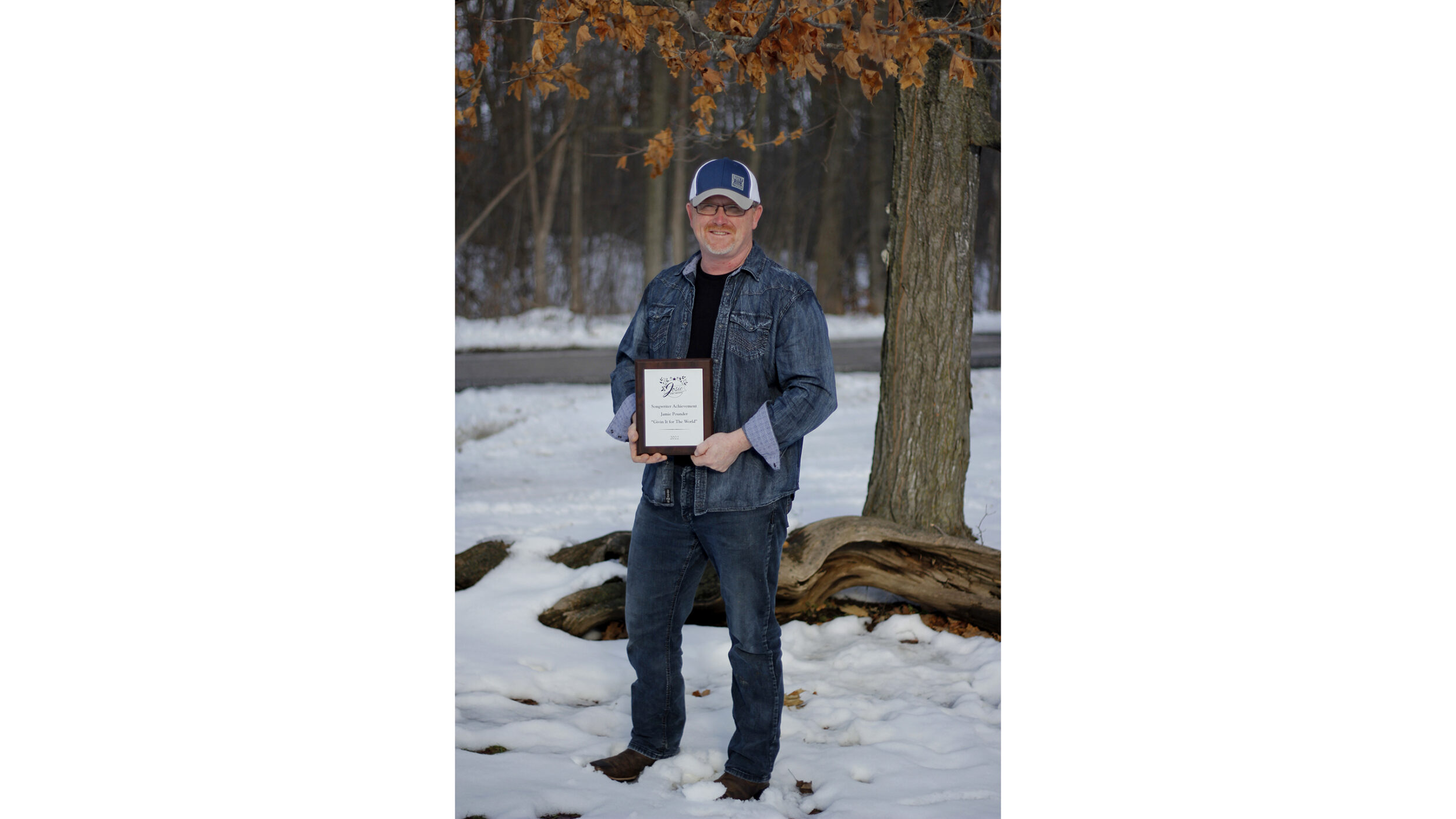 <p>PEC local Jamie Pounder received a Songwriters Achievement award at the Josie Music Awards in Nashville, Tennessee in late October. (Desirée Decoste/Gazette staff)</p>
