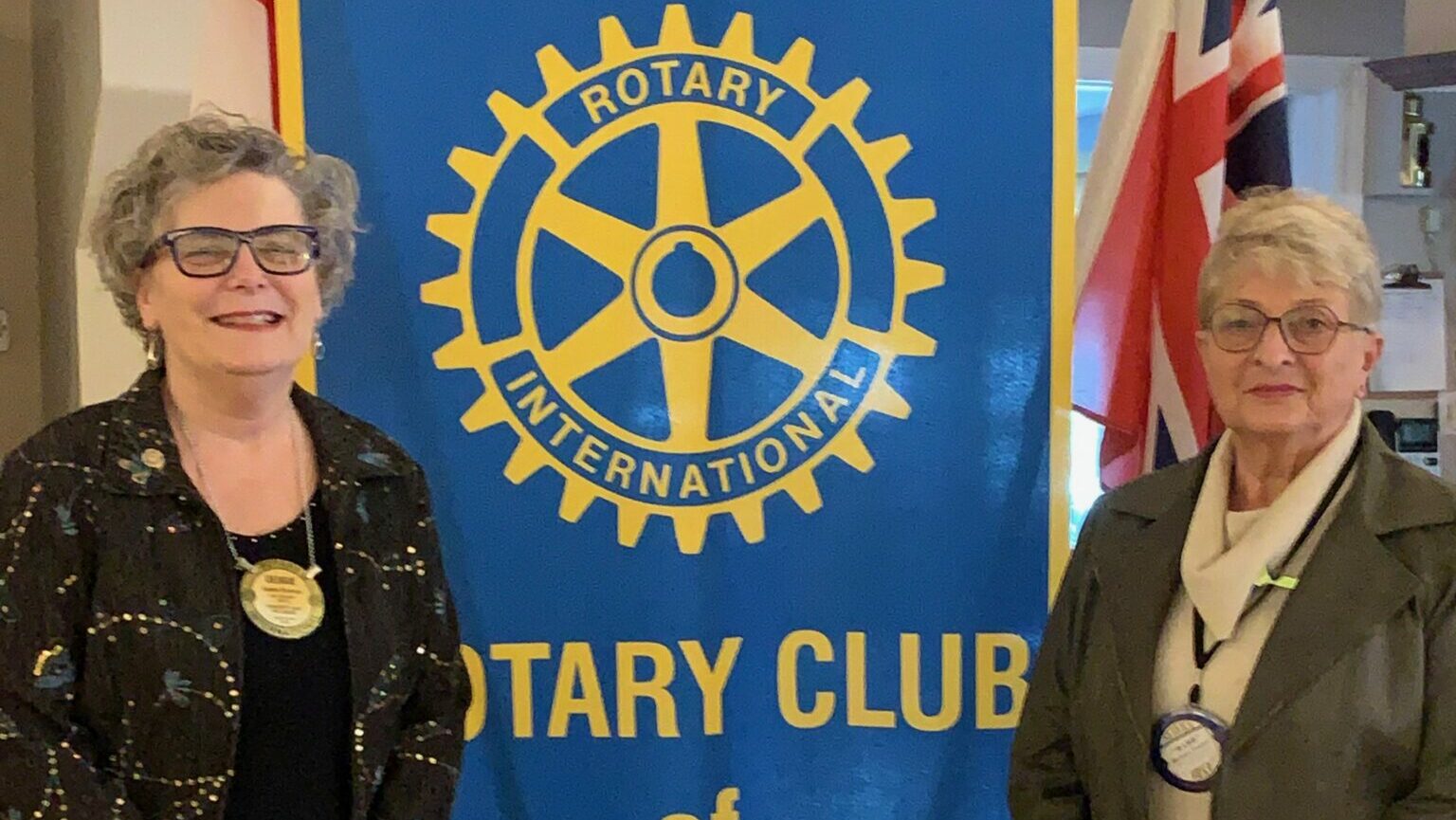 <p>Changing with the times  (From Left) Community Care Executive Director Debbie MacDonald Moynes and local Rotary President Barb Proctor at last week’s  meeting.  (Submitted Photo)</p>
