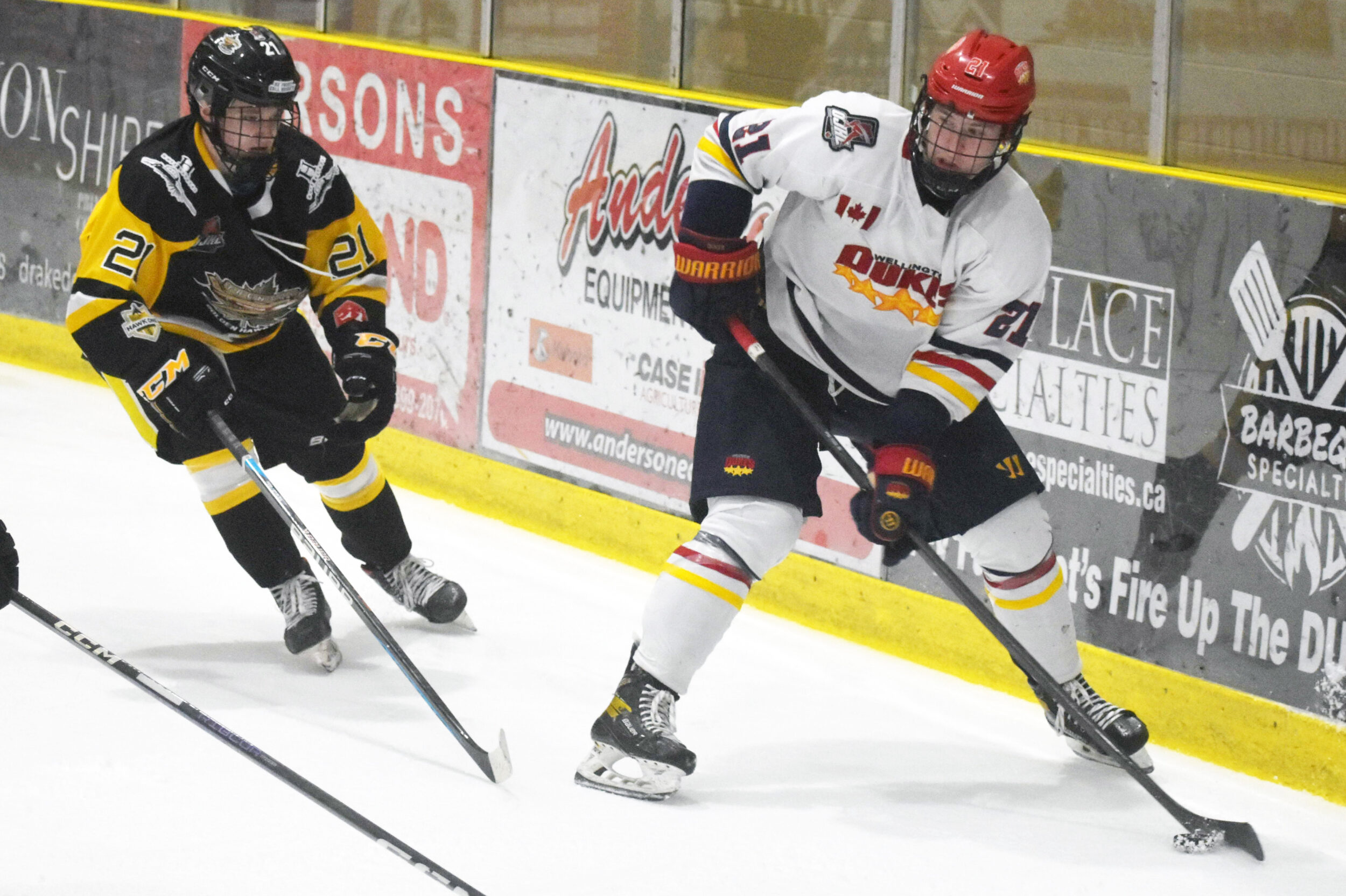 <p>Edward Moskowitz scored the game winning goal in Lindsay Friday night at the Dukes shaded the Lindsay Muskies. Wellington has a one point lead atop the East Division heading into the final week of the 2022-23 OJHL regular season. (Jason Parks/Gazette Staff)</p>
