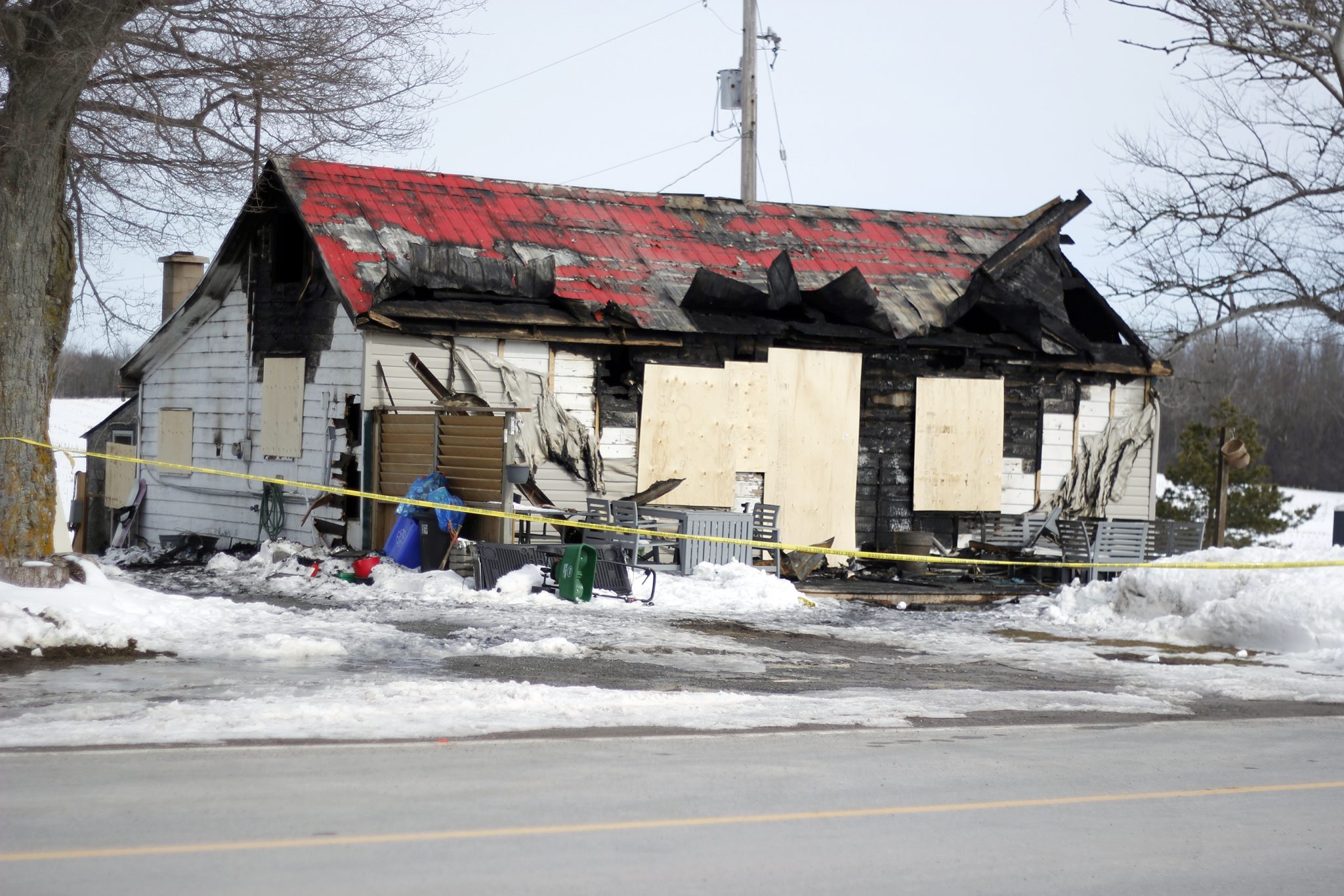 <p>The scene of a house fire on Wilson road near Wellington. (Desirée Decoste/Gazette Staff)</p>
