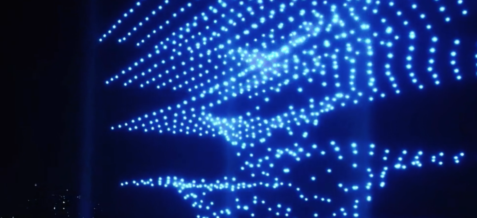 <p>(Illuminshows.com)</p>
