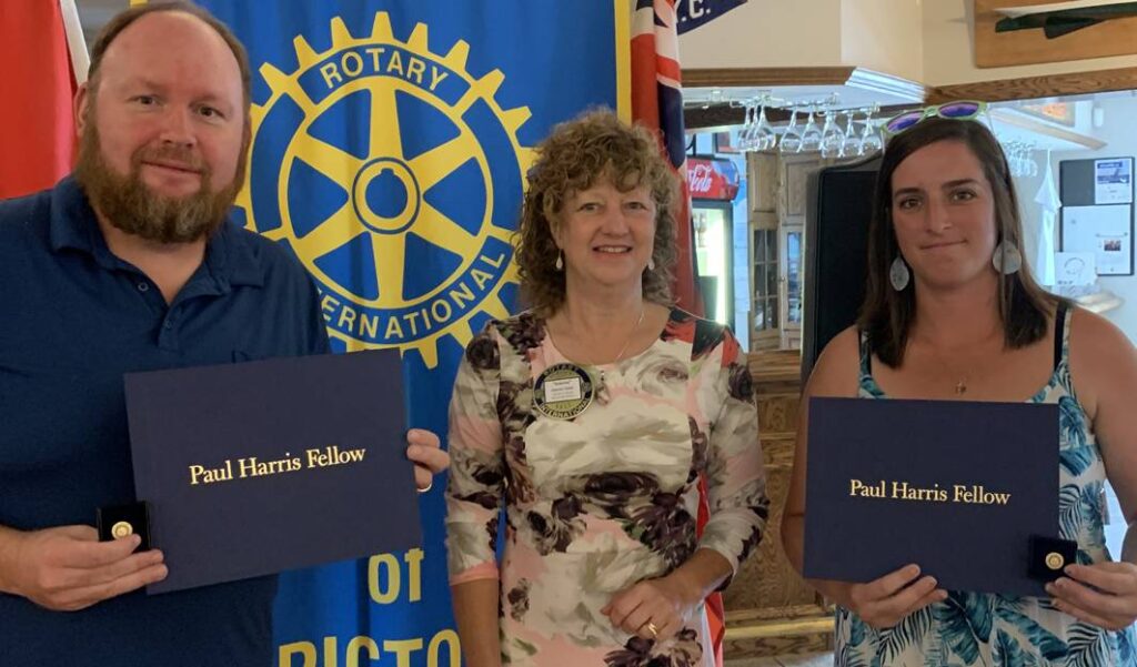 <p>FELLOWSHIP (Centre) Rotarian Joanne Coker presents Gazette Editor Jason Parks and former staff writer Desirée Decoste with Paul Harris Fellow awards at a recent meeting. (Submitted Photo)</p>
