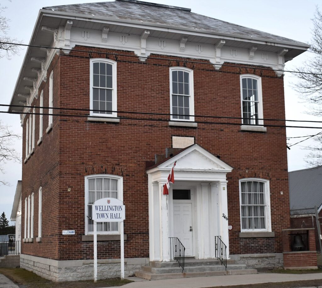 <p>Wellington Town Hall (Jason Parks/Gazette Staff)</p>
