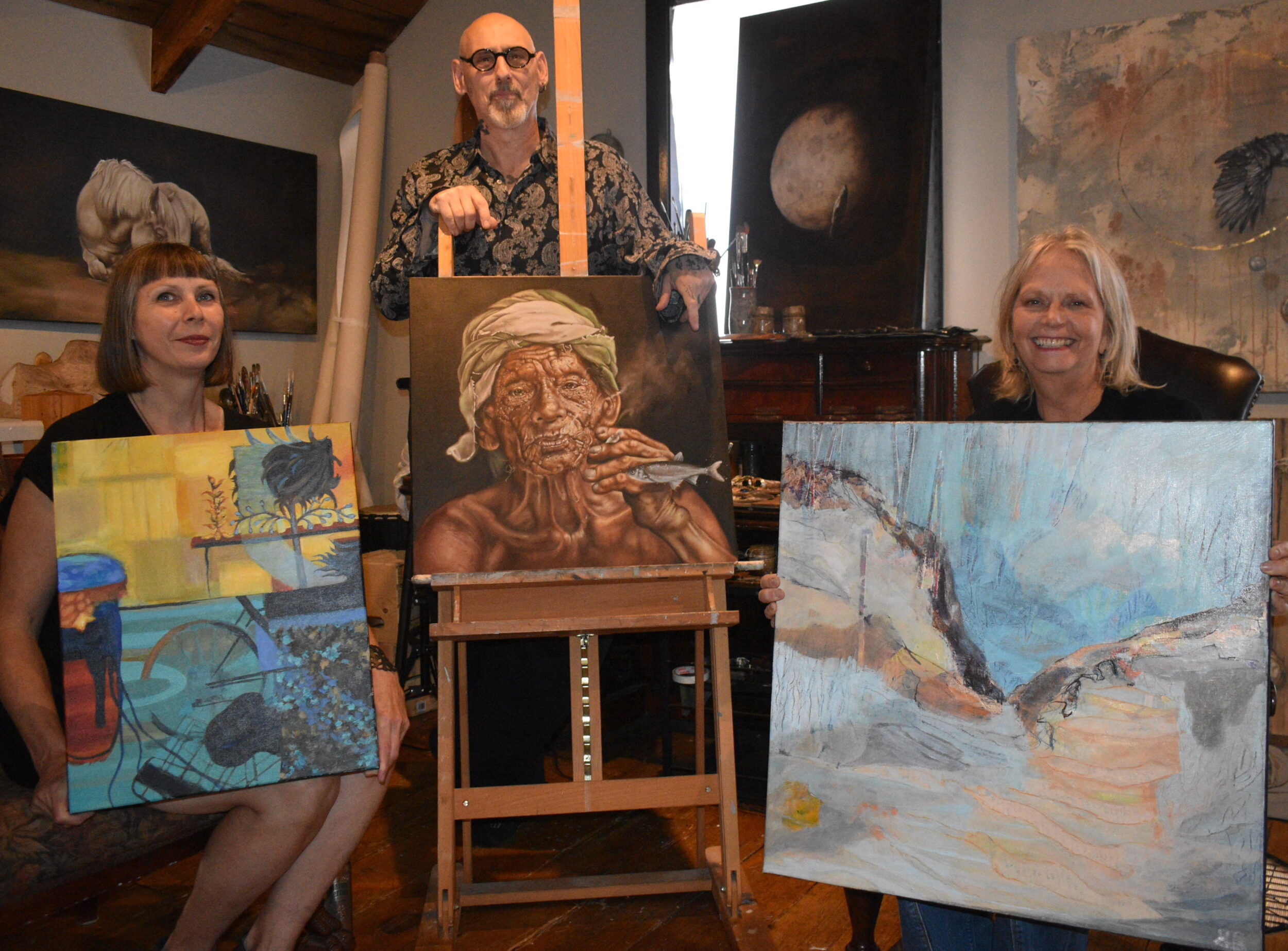 <p>(From Left) County artists Julie Seddon, Vincenzo Paolucci and Heather Kerr. (Jason Parks/Gazette Staff)</p>
