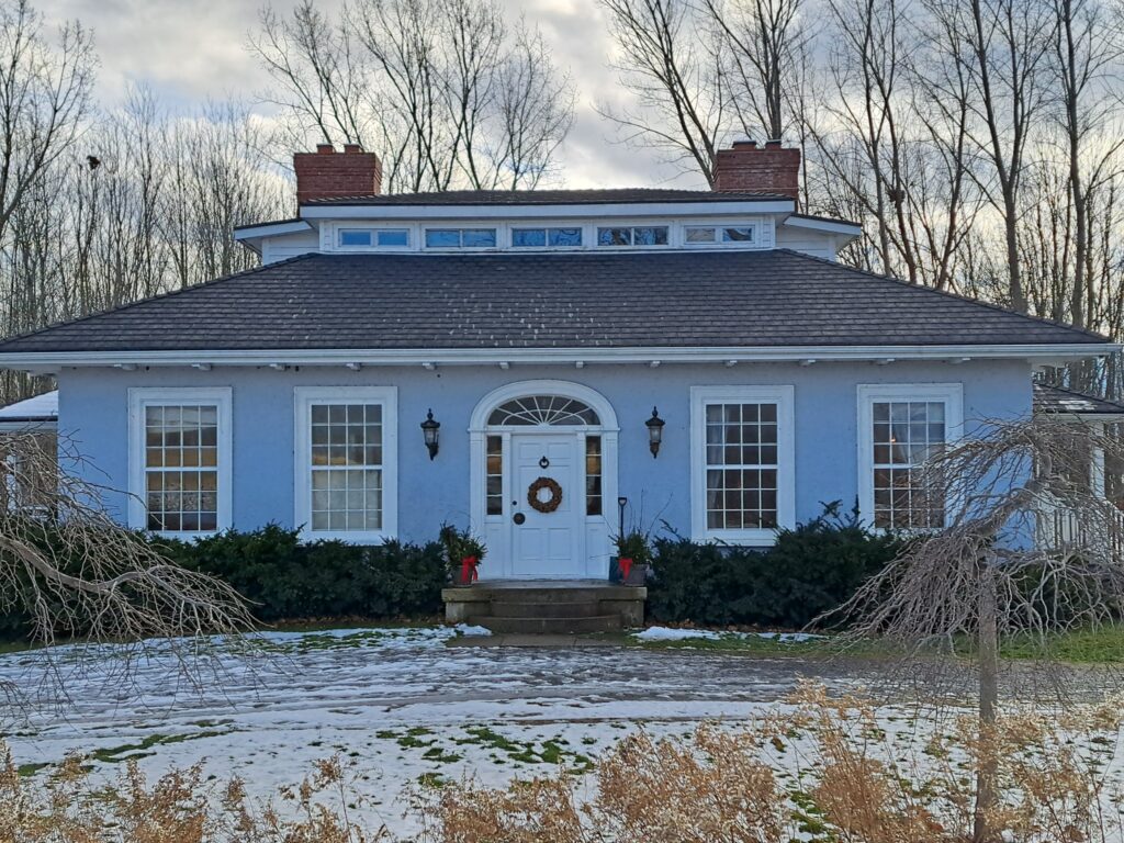 <p>The Gryphon on Lakeside Drive (Photo: Stewart Bailey)</p>
