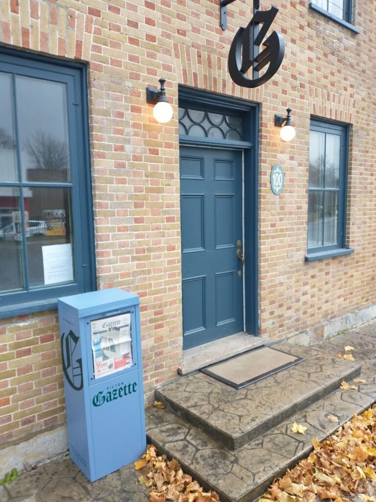 <p>Get your Gazette from one of our boxes</p>
