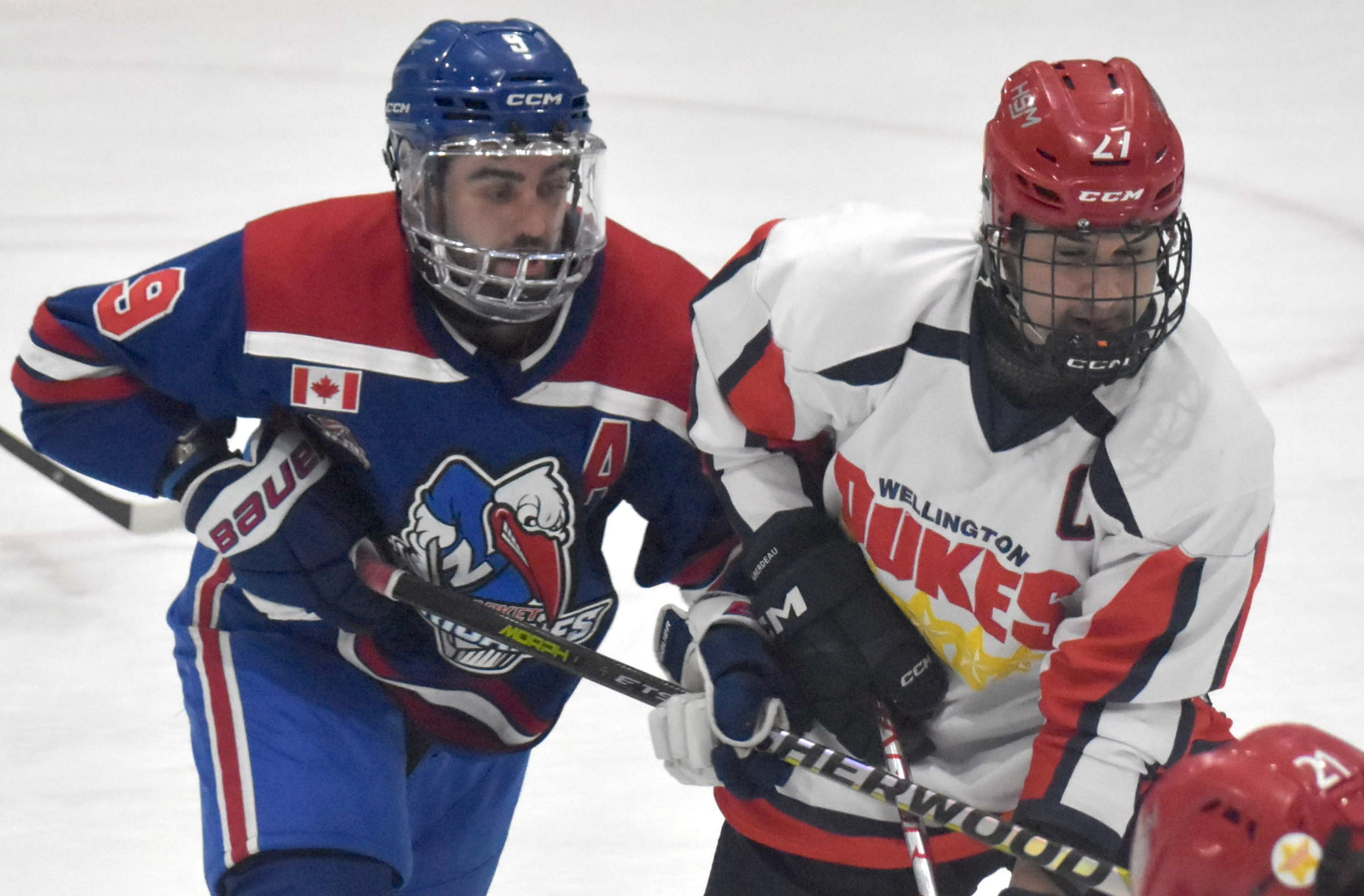 <p>Wellington’s Sacha Trudel and Newmarket’s Kristian Lamanna both scored power play goals In a 3-2 hotly contested hockey game won by Wellington on Friday. (Jason Parks/Gazette Staff)</p>
