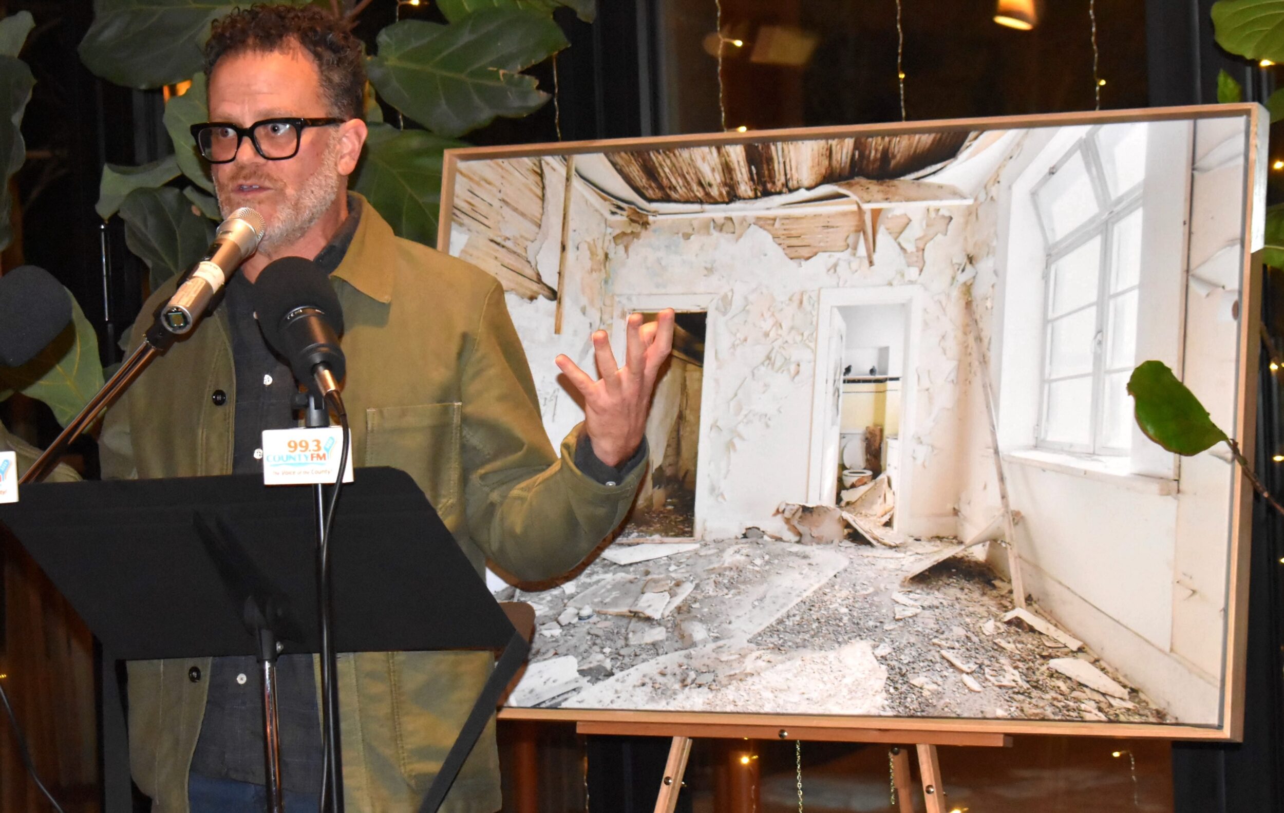 <p>Royal Hotel GM Sol Korngold welcomed about 50 guests last Thursday evening to If These Walls Could Talk, convened in partnership with Community Care for Seniors. Residents shared their stories of the original Royal Hotel, depicted here in an arresting image of the restoration by Ginger Sorbara. (Jason Parks/Gazette Staff)</p>
