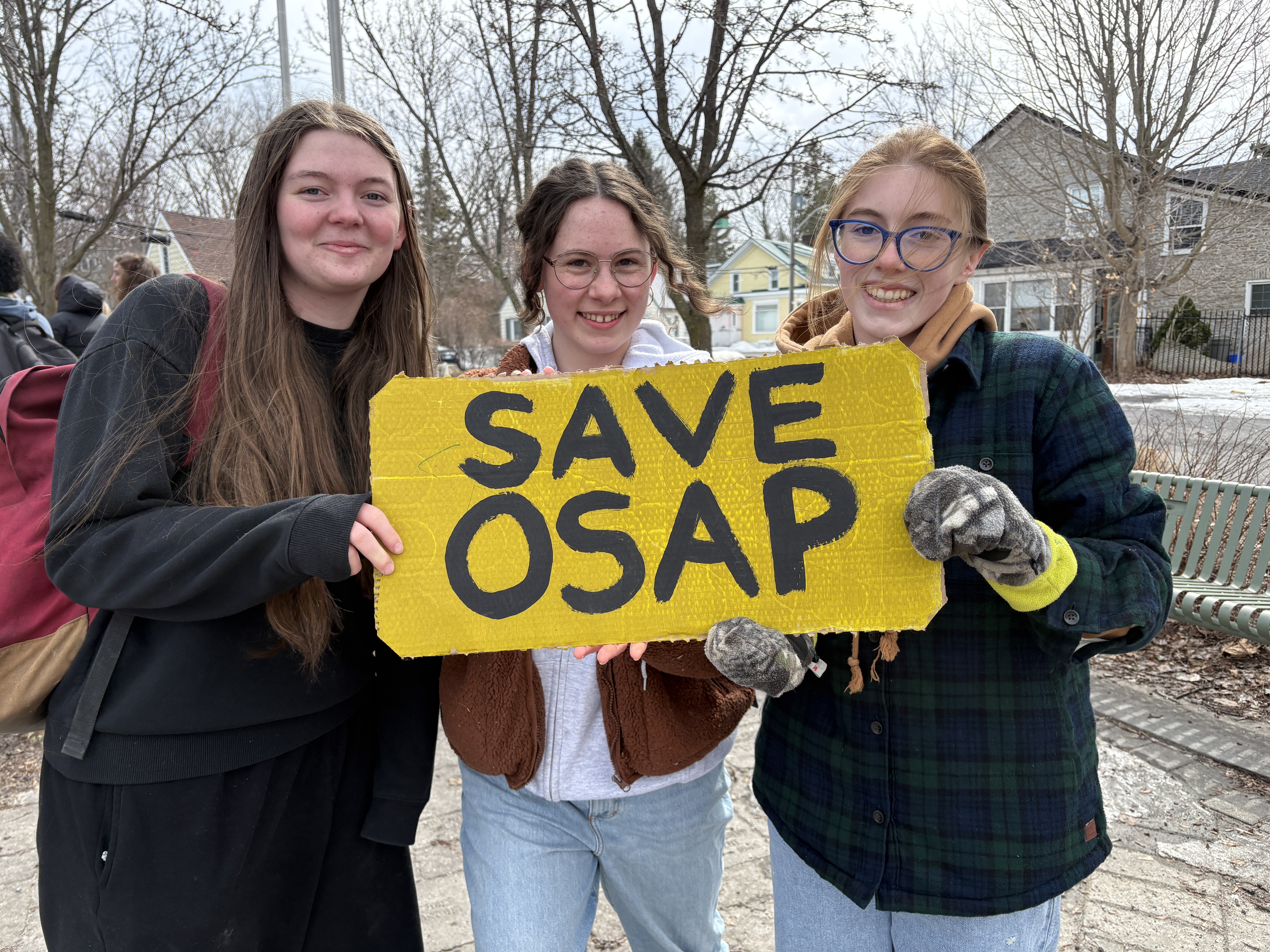<p>Suri kelloway, Norah Venslovaitis and Savannah Stevenson were at the Cenotaph last Thursday along with 50 of their friends to protest Premier Doug Ford’s cuts to the provincial portion of the Ontario Student Assistance Program. Most of what used to be grants will now be loans that must be<br />
repaid.<br />
Karen Valihora/Gazette Staff)</p>
