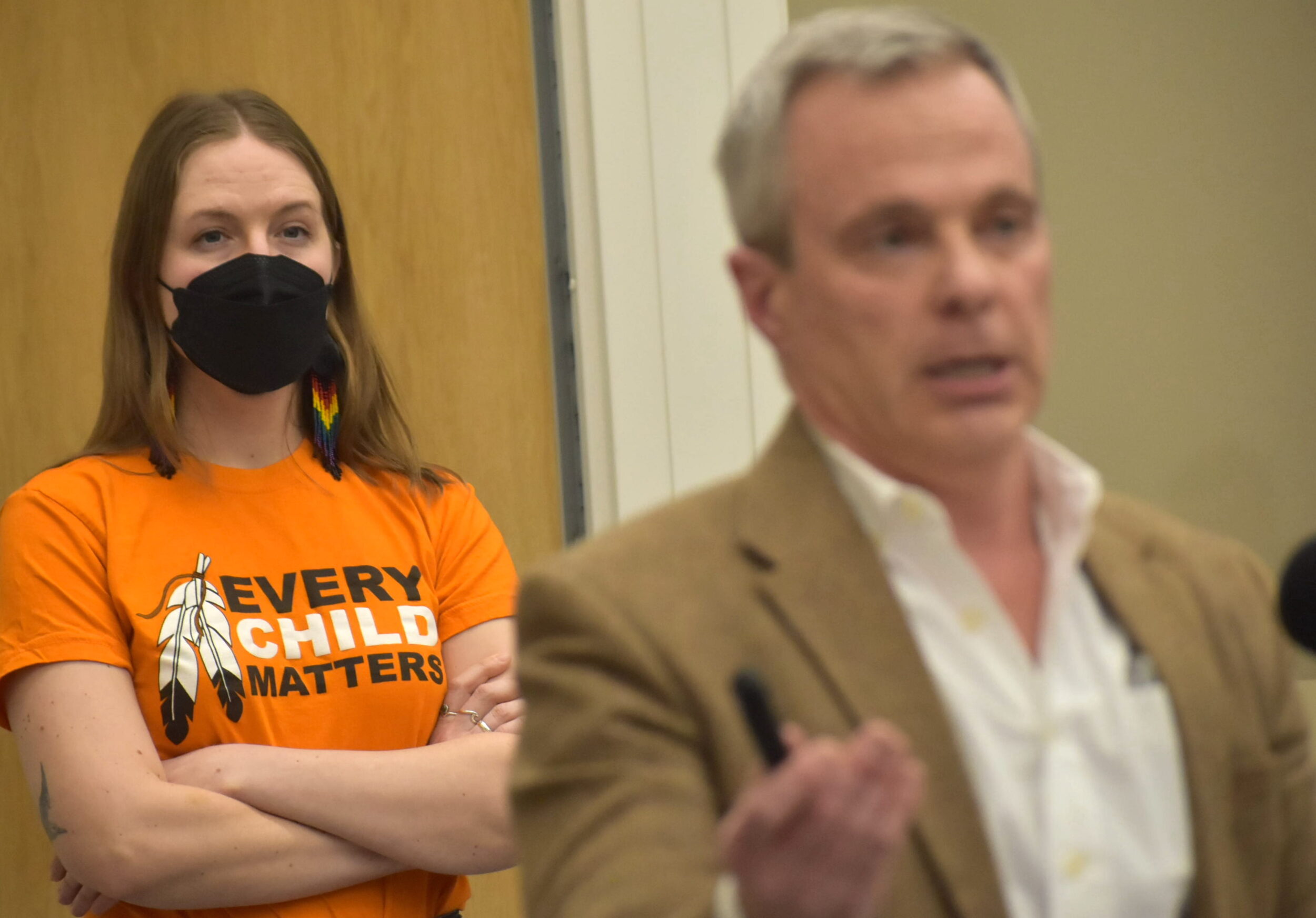 <p>Resident Madeline Smolarz listens to Mark Johnson’s presentation concerning the Sir John A. Macdonald art piece Holding Court at Shire Hall April 21. (Jason Parks/Gazette Staff)</p>
