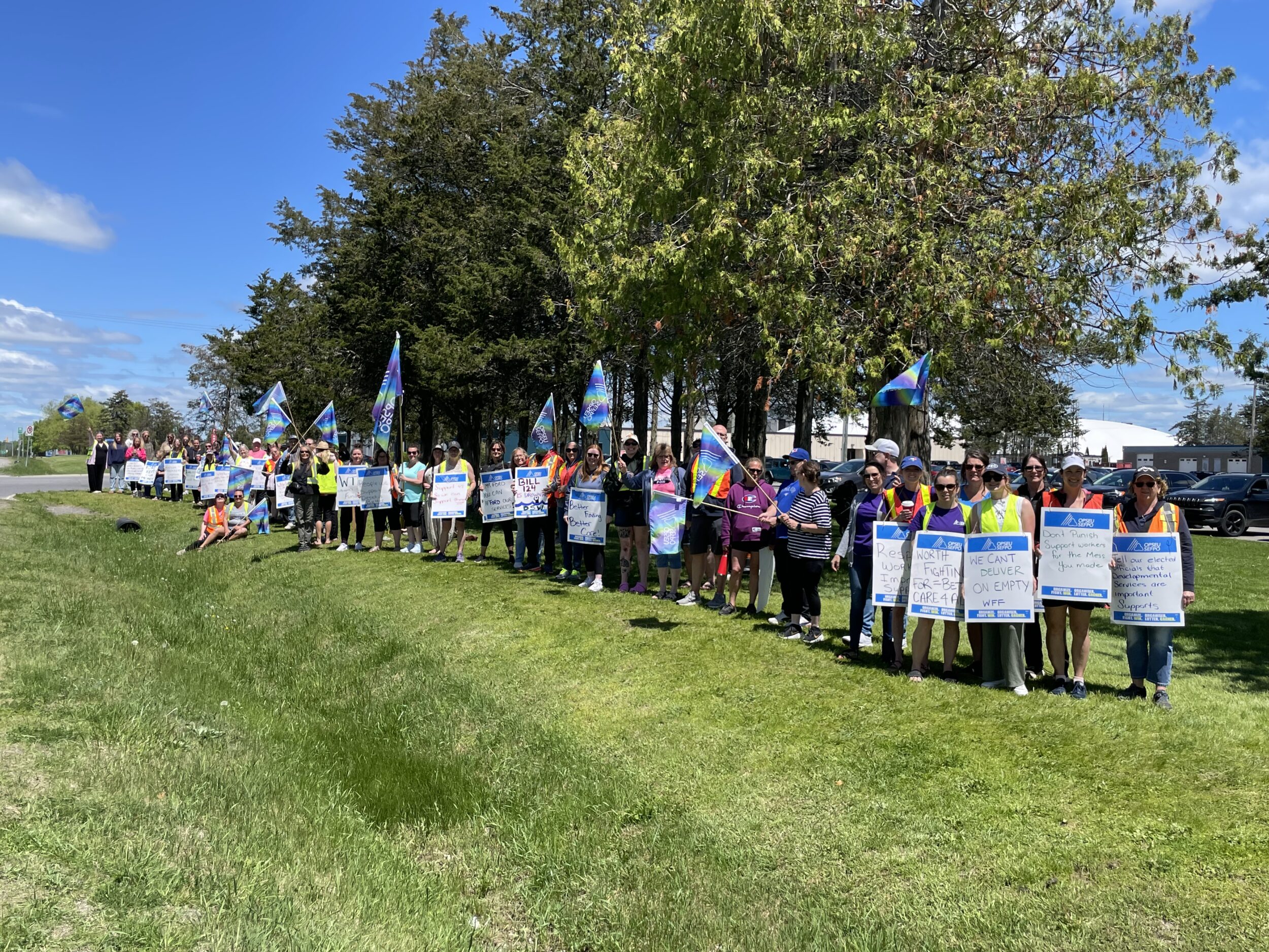<p>OPSEU Local 448 pickets at Loyalist College (Supplied Photo)</p>
