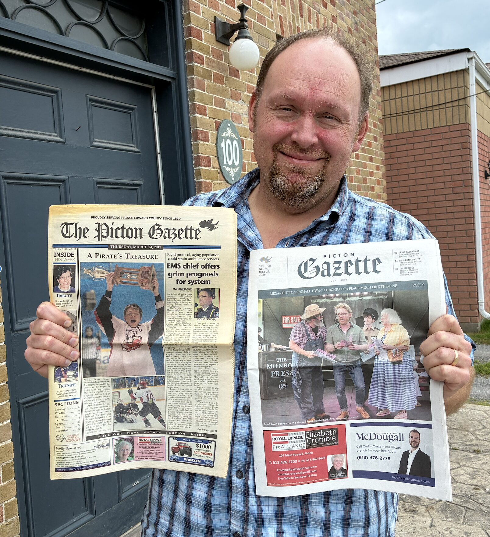 <p>Jason Parks and Gazettes old and new.<br />
 (Chris Fanning/Gazette Staff)</p>
