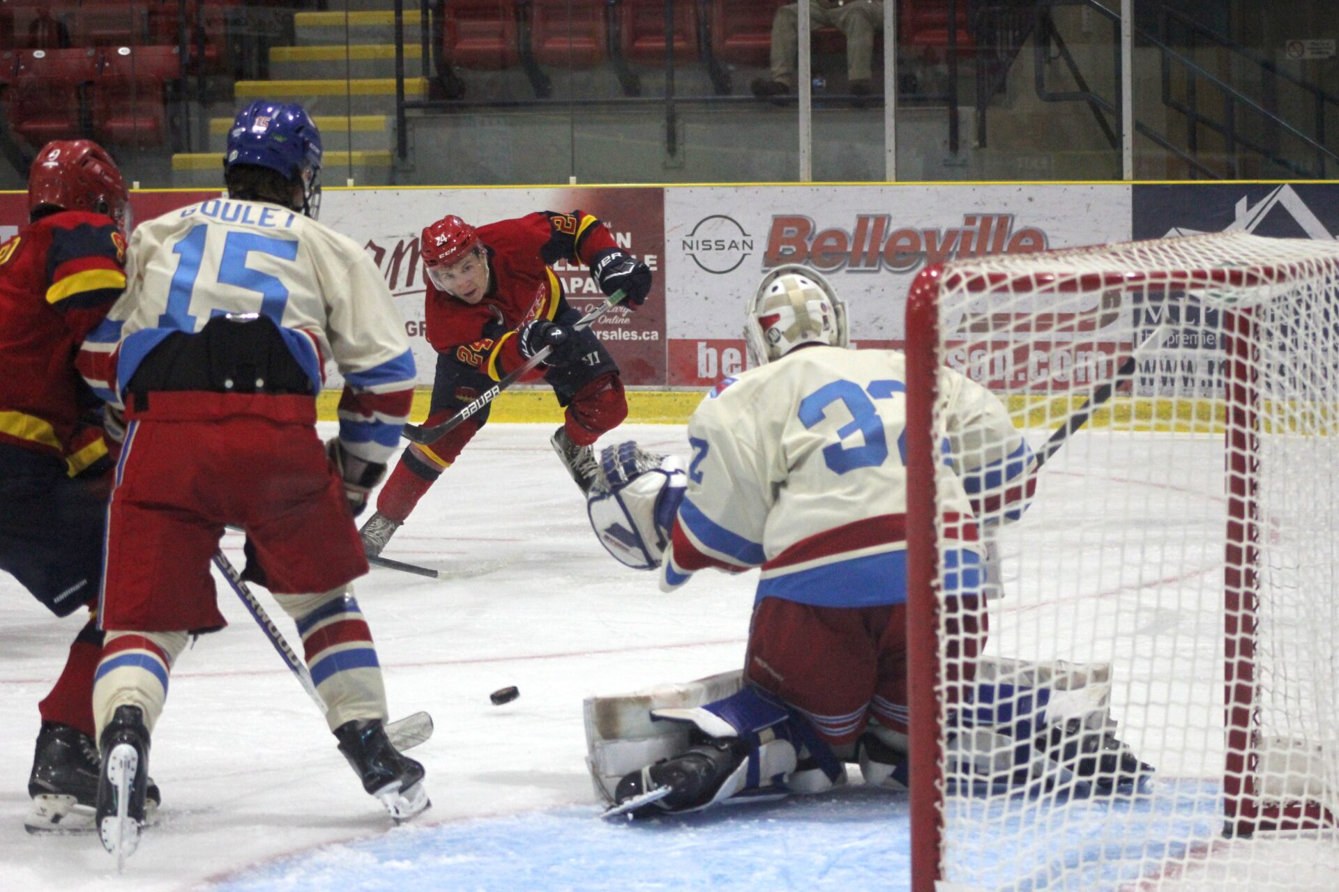 <p>Jayden Levesque (24) fires a shot at North York Rangers goaltender Trent Hutchinson. (Photo by Josh Thomas/Gazette Staff)</p>
