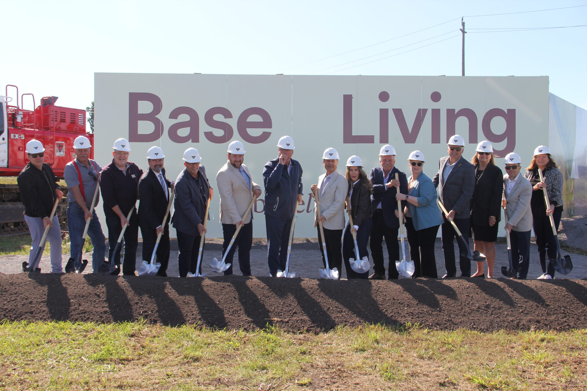 <p>Councillors Sam Grosso, Phil St-Jean, and John Hirsch; Hazzem Koudsi (Habitat for Humanity Prince Edward-<br />
Hastings); Mayor Steve Ferguson; MPP Tyler Allsopp, Minister Rob Flack, Silvio and Alexandra De Gasperis (DECO/PEC Community Partners); Jack Winberg (Rockport Group/PEC Community Partners), Tammy Sweeney (B31 District), Rob and Carolyn Blommestyn, Gennaro Di Santo, and Anita Blommestyn (CaraCo/PEC Community Partners).<br />
(Josh Thomas/Gazette Staff)</p>
